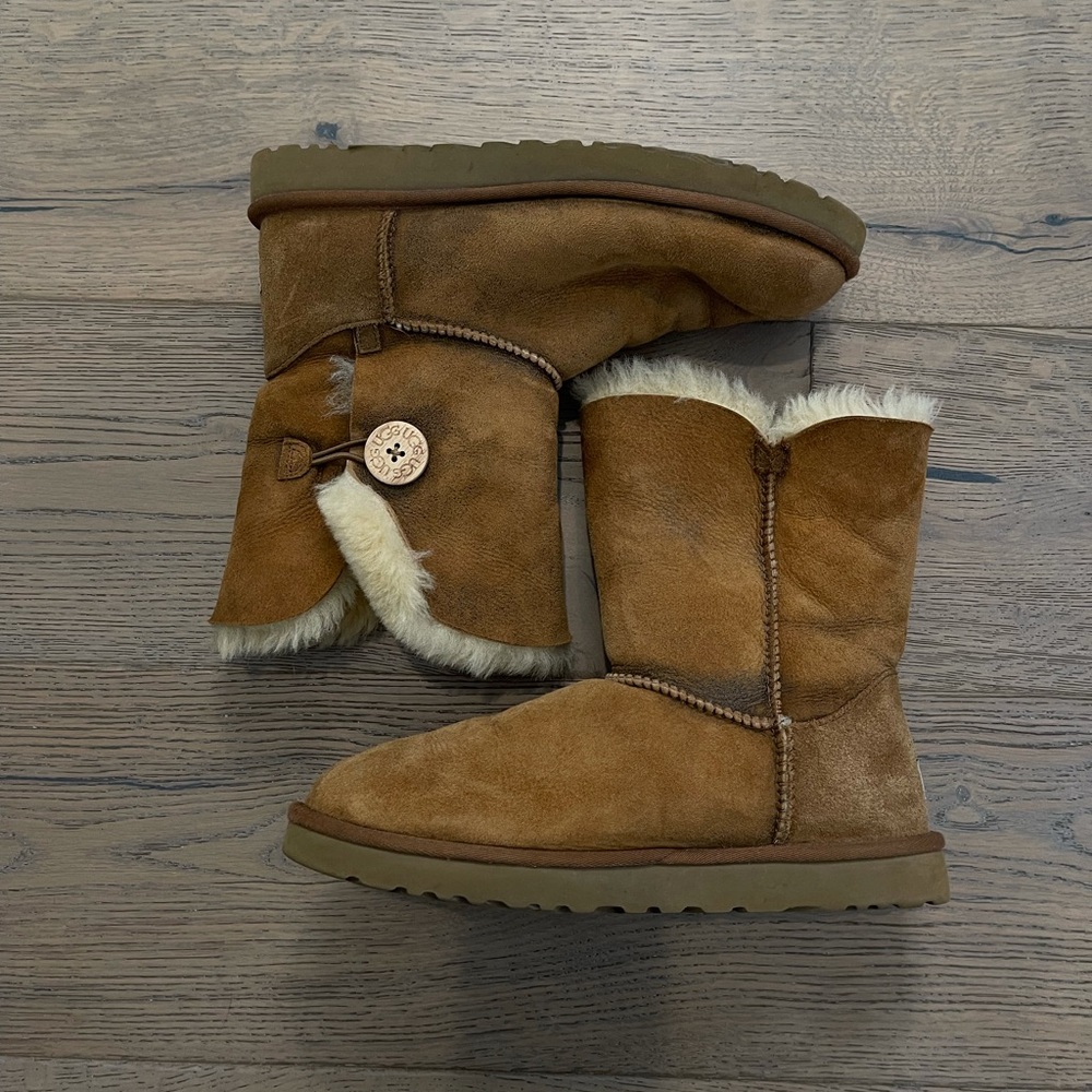 Ugh Bailey Button boots